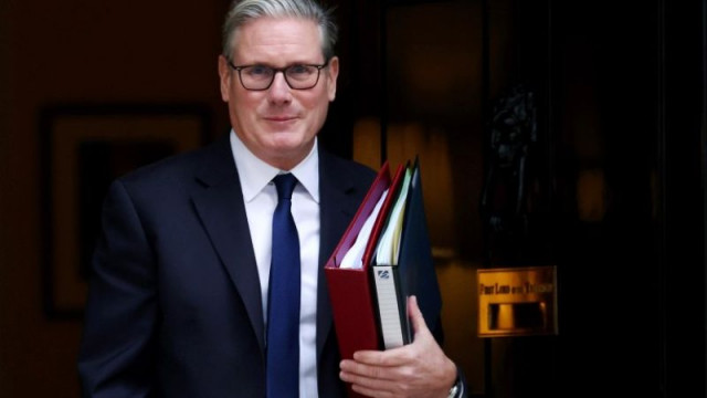 Застрашен ли е постът на Кийр Стармър?